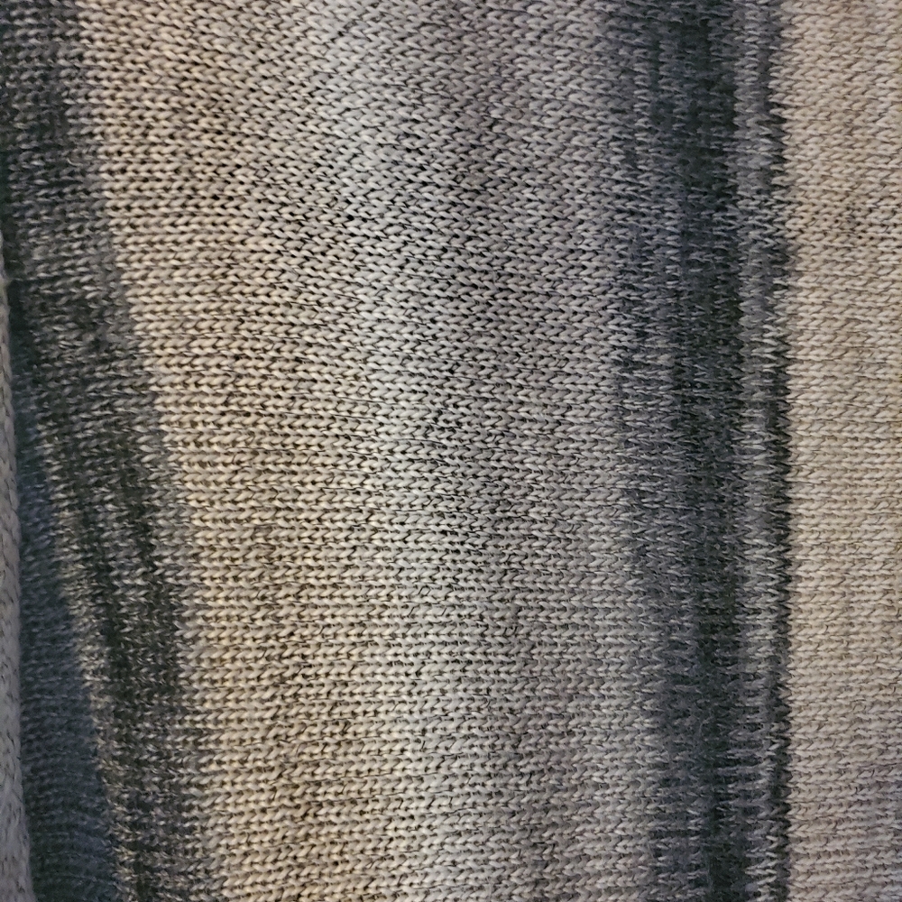 Cardigan - Picture 4 of 4